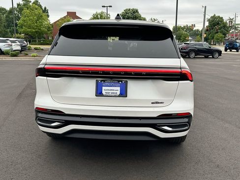 New 2026 Lincoln Nautilus Reserve AWD/4WD image 15
