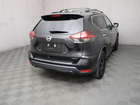 Used 2018 Nissan Rogue SV w/ Premium Package AWD/4WD image 5