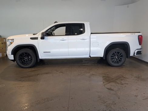 Used 2022 GMC Sierra 1500 Elevation image 3