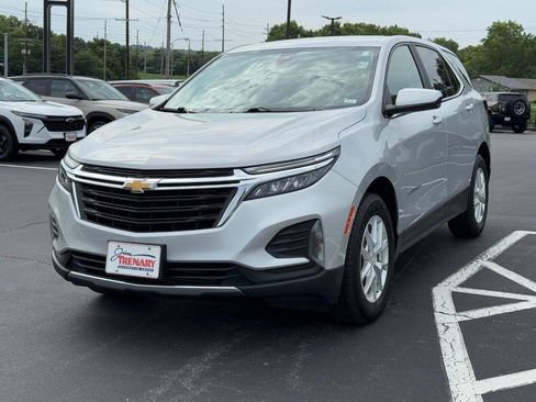 Used 2022 Chevrolet Equinox LT FWD image 8