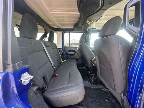 Used 2019 Jeep Wrangler Unlimited Sport S image 28