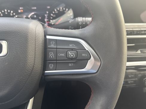 Used 2023 Jeep Compass Trailhawk AWD/4WD image 20