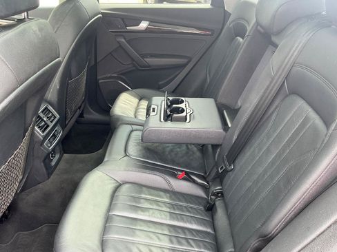 Used 2018 Audi Q5 2.0T Premium Plus w/ Premium Plus Package AWD/4WD image 14