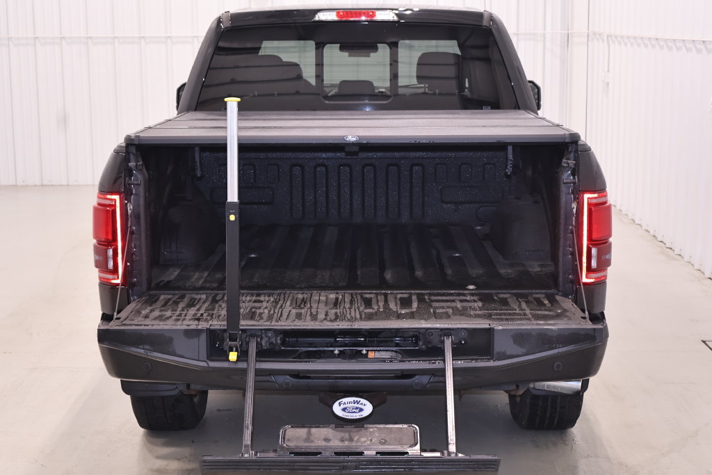 Used 2015 Ford F150 Platinum w/ Equipment Group 701A Luxury AWD/4WD image 42