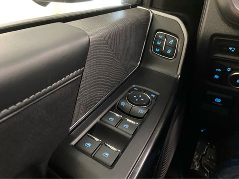 Used 2022 Ford F150 Platinum image 48