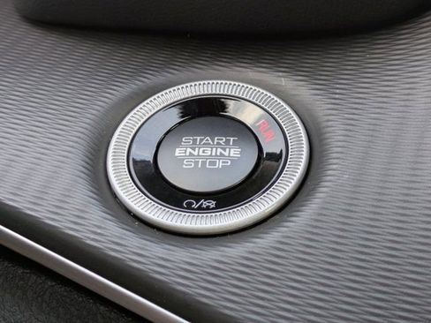 New 2025 Jeep Grand Cherokee L Altitude image 25