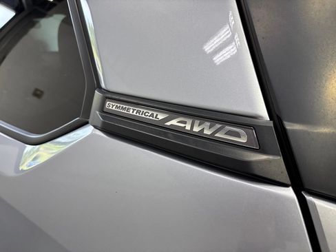 Used 2025 Subaru Forester Premium AWD/4WD image 36