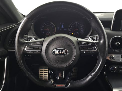 Used 2018 Kia Stinger GT AWD/4WD image 16