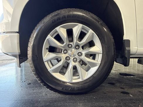 Used 2024 Chevrolet Silverado 1500 Custom AWD/4WD image 8