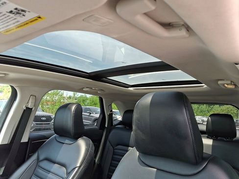 Certified 2022 Ford Edge SEL w/ Convenience Package AWD/4WD image 14