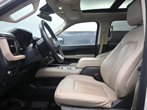 Used 2022 Ford Expedition Max Limited AWD/4WD image 10