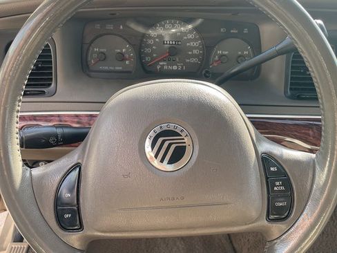 Used 2001 Mercury Grand Marquis LS image 10