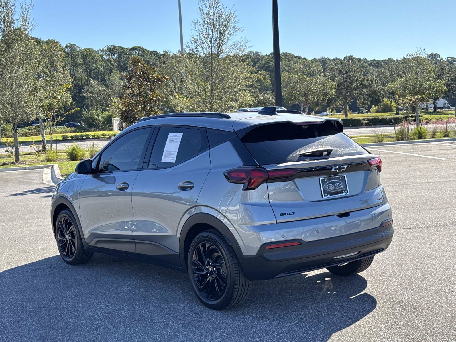 Used 2027 Chevrolet Bolt RS w/ Technology Package FWD image 6