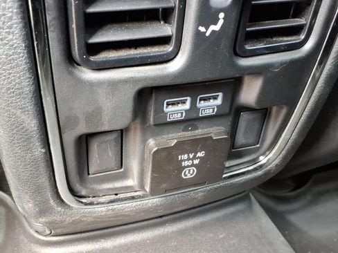 Used 2020 Jeep Grand Cherokee Limited AWD/4WD image 16