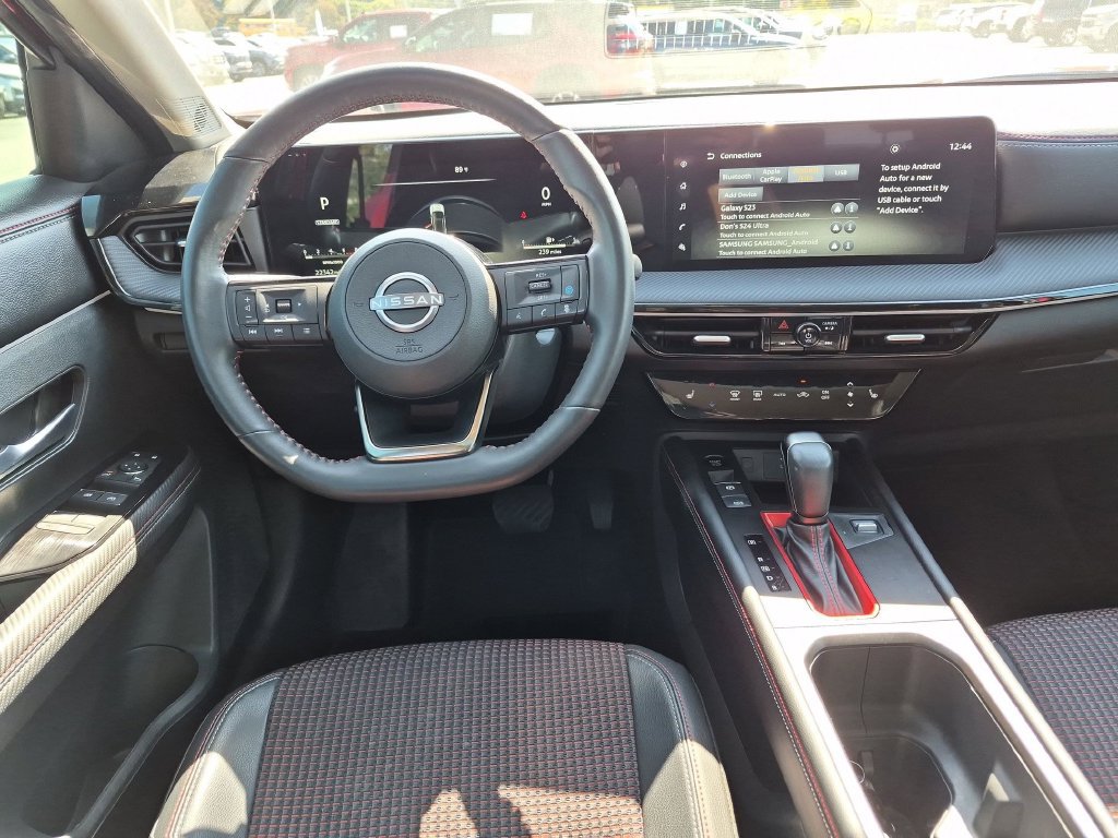 Used 2025 Nissan Kicks SR w/ SR Premium Package AWD/4WD image 33