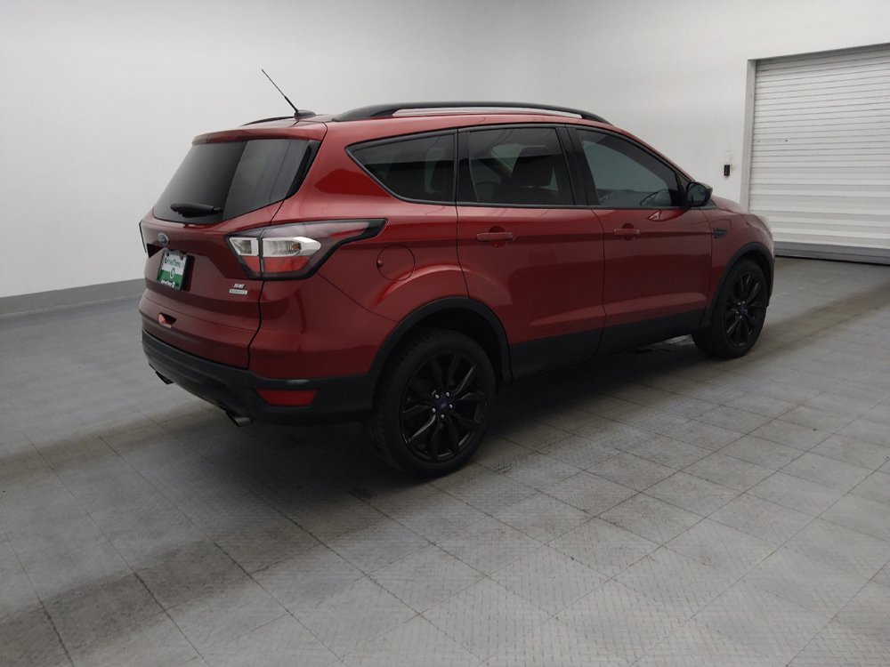 Used 2017 Ford Escape SE w/ SE Sport Appearance Package FWD image 10