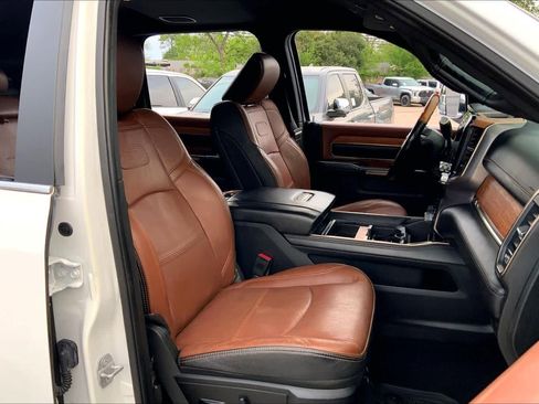 Used 2021 RAM 2500 Limited image 8