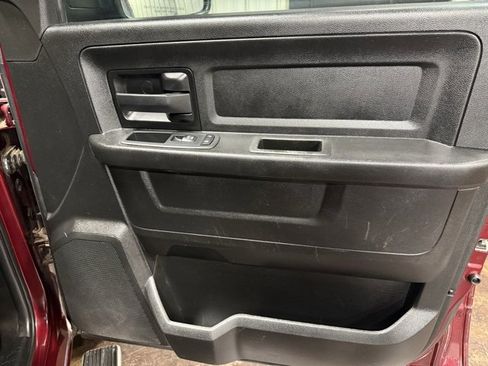 Used 2019 RAM 1500 Tradesman w/ Tradesman SXT Package image 23