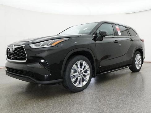 New 2026 Toyota Highlander Limited image 57