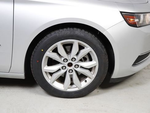 Used 2016 Chevrolet Impala LT w/ Convenience Package FWD image 5