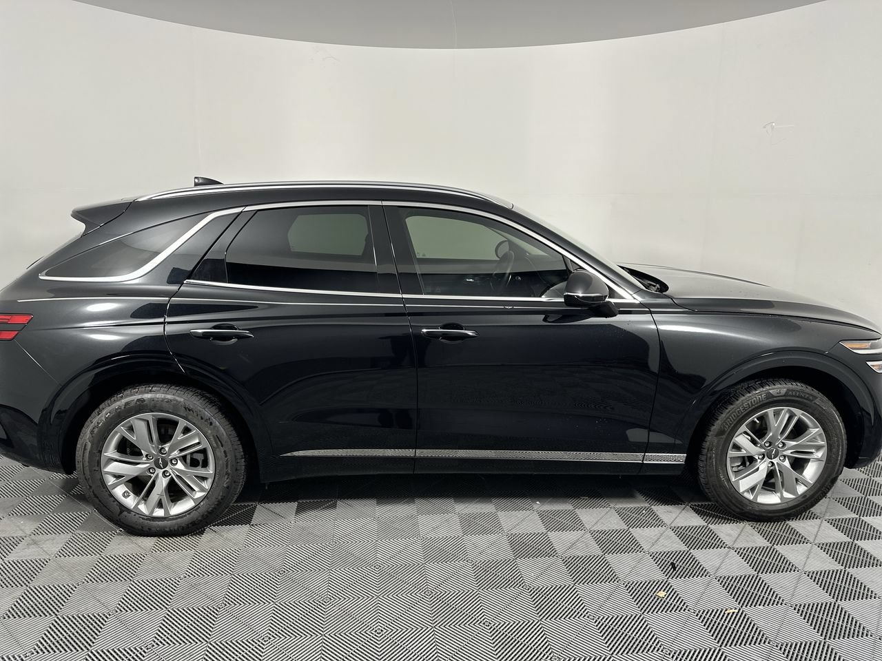 Used 2022 Genesis GV70 2.5T AWD/4WD image 18