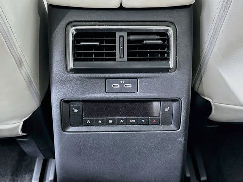 Used 2024 MAZDA CX-90 Plug-In Hybrid w/ Premium Plus AWD/4WD image 29