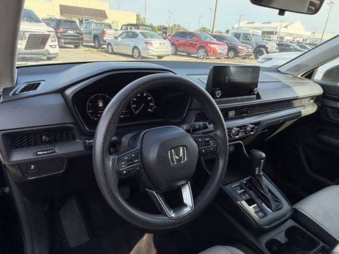 Used 2023 Honda CR-V EX image 18