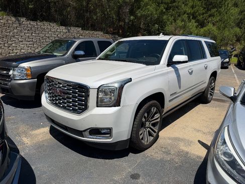 Used 2019 GMC Yukon XL Denali w/ Denali Ultimate Package RWD image 1