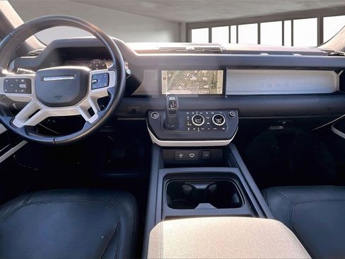 Used 2024 Land Rover Defender 110 S image 15