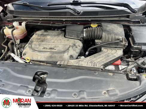 Used 2019 Chrysler Pacifica Limited w/ S Appearance Package FWD image 11