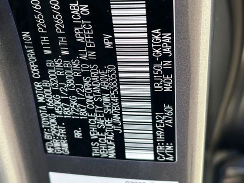 Certified 2023 Lexus GX 460 Premium w/ Premium Package AWD/4WD image 28