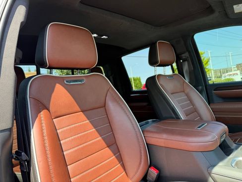 Used 2025 GMC Sierra 2500 Denali Ultimate AWD/4WD image 21