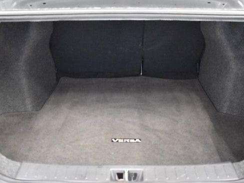 Used 2025 Nissan Versa SV FWD image 16