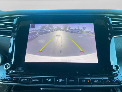 Used 2023 Jeep Wagoneer 2WD image 16