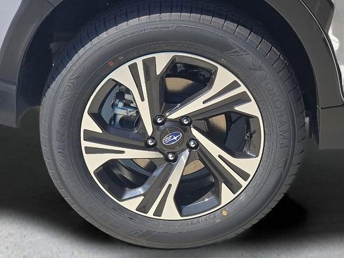 Certified 2025 Subaru Crosstrek 2.0i Premium AWD/4WD image 8