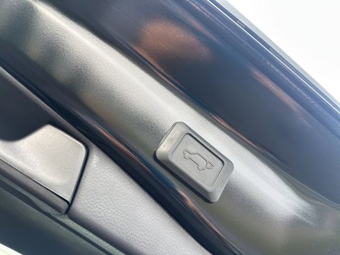 Certified 2022 Toyota RAV4 XLE Premium image 43