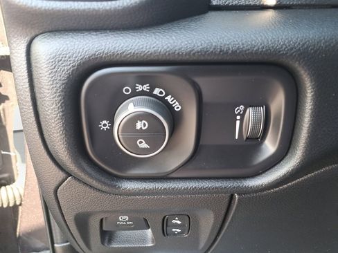 Used 2020 RAM 1500 Big Horn image 26