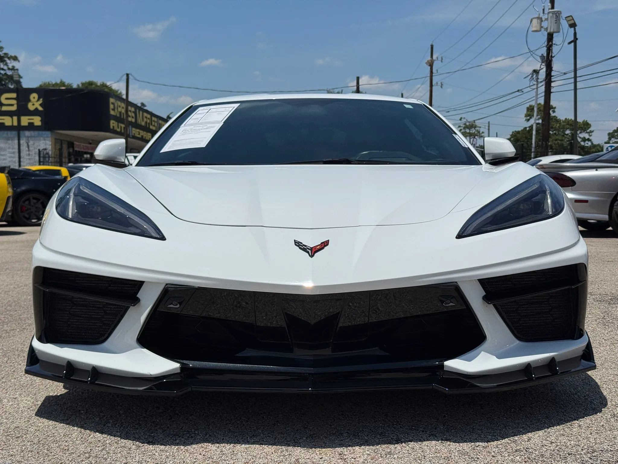 Used 2021 Chevrolet Corvette Stingray Preferred Cpe w/ Engine Appearance Package RWD image 2