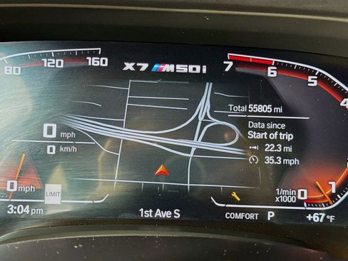 Used 2021 BMW X7 M50i w/ Executive Package image 32