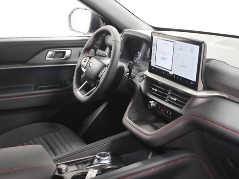 New 2026 Ford Explorer ST-Line w/ ST-Line Street Pack image 31