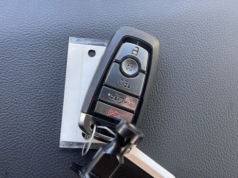 New 2024 Ford F150 Lightning Lariat AWD/4WD image 22