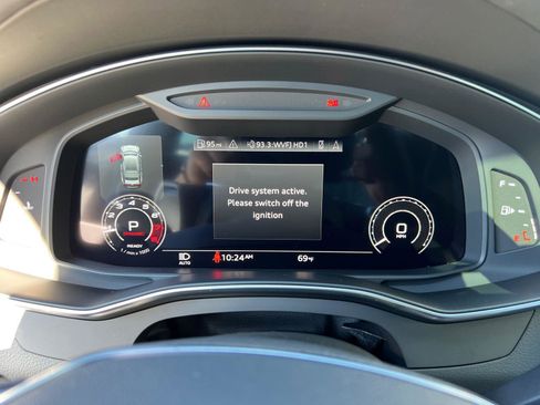 Used 2022 Audi RS 7 Sportback w/ Black Optic Package image 27