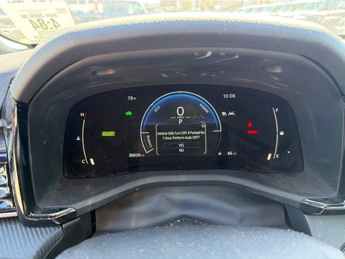 Used 2025 Toyota Camry SE FWD image 15