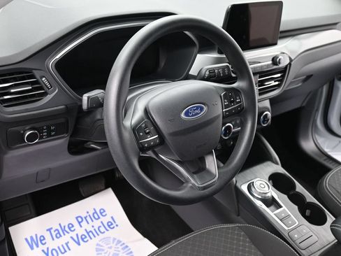 Certified 2025 Ford Escape Active FWD image 14