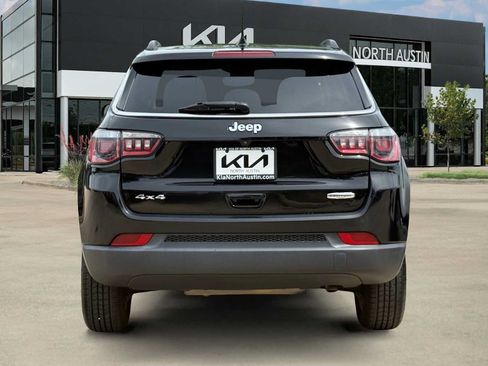 Used 2019 Jeep Compass Latitude AWD/4WD image 7
