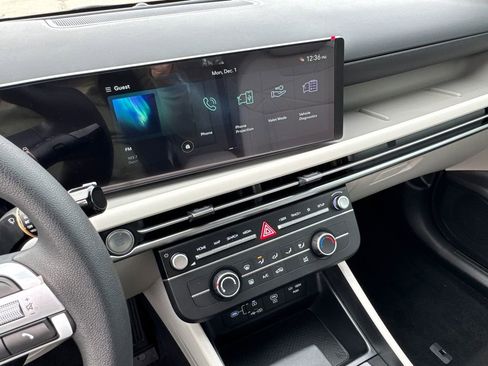 New 2026 Hyundai Tucson SE image 18