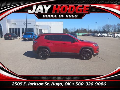 New 2026 Jeep Compass Latitude image 8