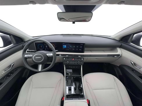 New 2026 Hyundai Tucson SE image 13