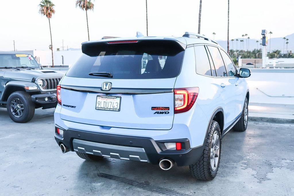 Used 2024 Honda Passport TrailSport image 9