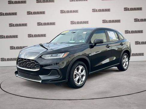 Used 2023 Honda HR-V LX image 1